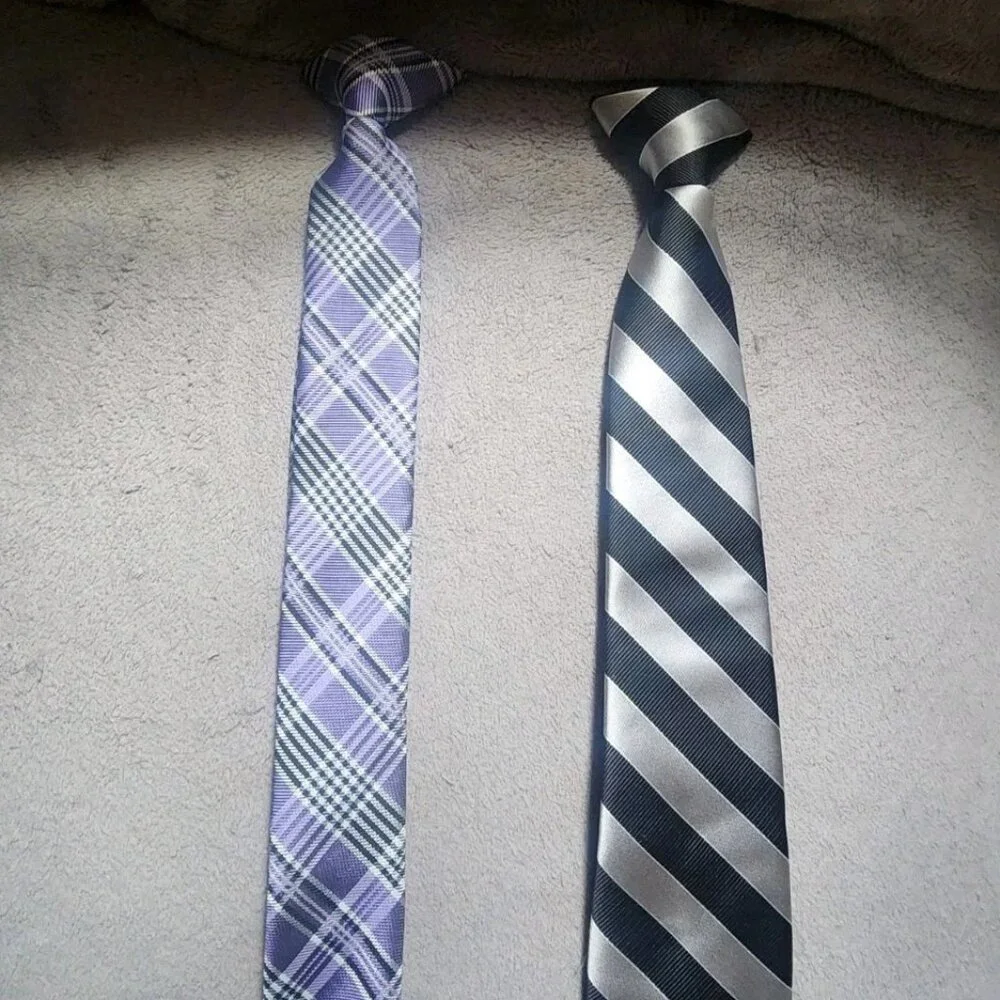 Set 2 Children’s Boy Clip-On Ties Black Gray and Gray Purple IZOD